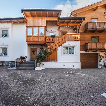 Chalet Osmar Appartamento 1 캄피텔로디파사 외부 사진